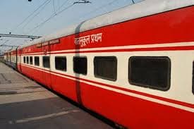 Railway adds extra coaches to Jammu-Rajdhani (Photo/RailMitra)