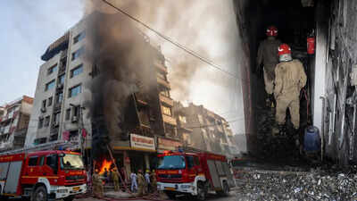 Delhi Hotel Fire (Photo/X/@dhram00)