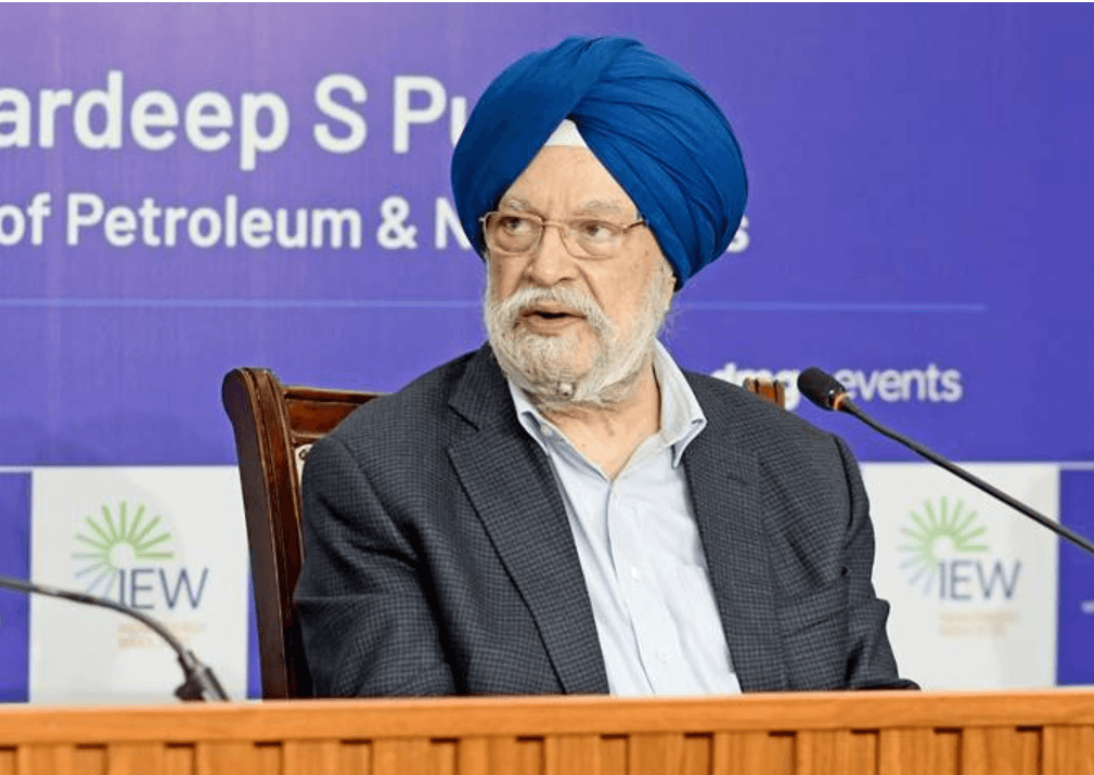 Union Minister of Petroleum and Natural Gas, Hardeep Singh Puri (File Photo PIB)
